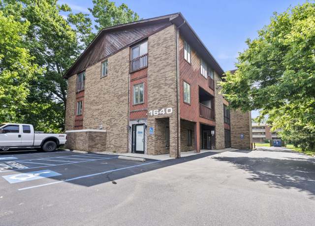 Property at 1640 Nicholasville Rd, Lexington, KY 40503, 8 beds, 6 baths