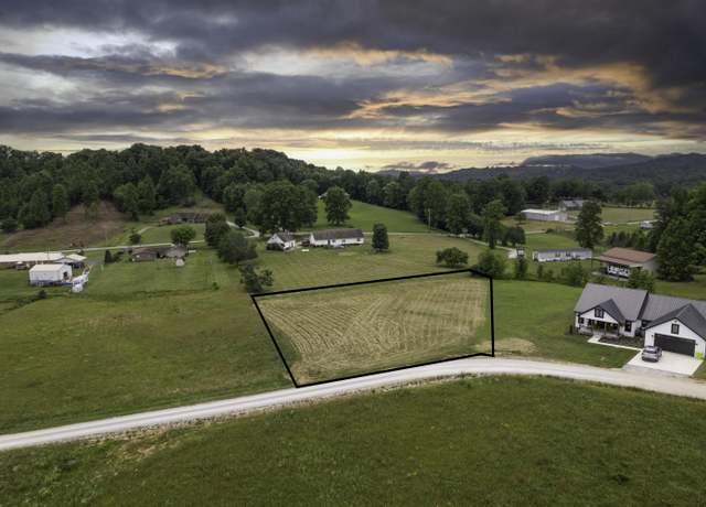 Property at 718 Laredo Dr, London, KY 40741