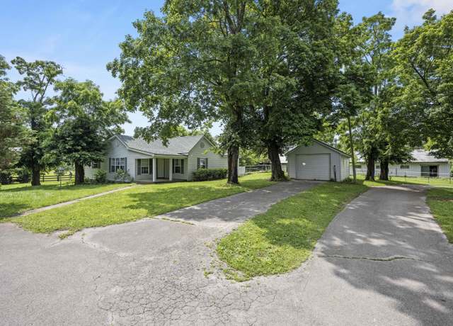 Property at 6824 Grimes Mill Rd, Lexington, KY 40515, 3 beds, 2 baths
