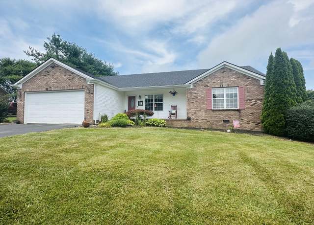Property at 218 Foster Ln, Stanford, KY 40484, 3 beds, 2 baths