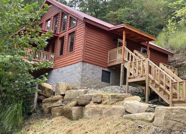 Property at 131 Robbie Ridge Rd, Slade, KY 40376, 2 beds, 2 baths