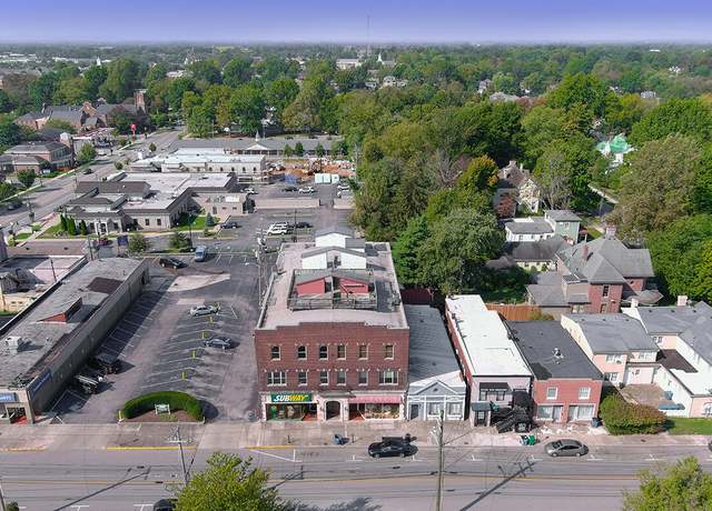 Property at 125 North 4th St #2, Danville, KY 40422, 2 beds, 2 baths