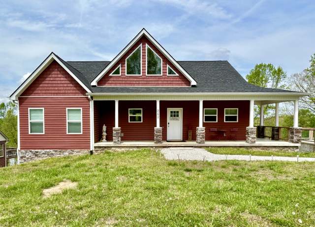 Property at 262 George St, Somerset, KY 42503, 8 beds, 4 baths