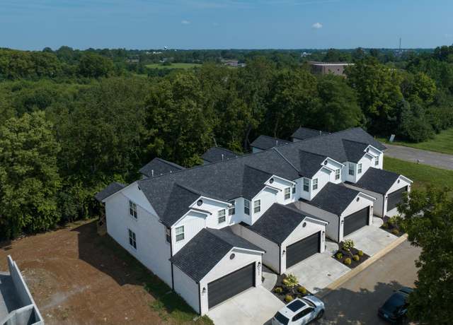 Property at 230 Sugartree Ln, Versailles, KY 40383, 4 beds, 2.5 baths