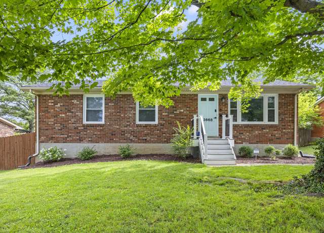 Property at 3668 King Arthur Dr, Lexington, KY 40517, 3 beds, 2 baths