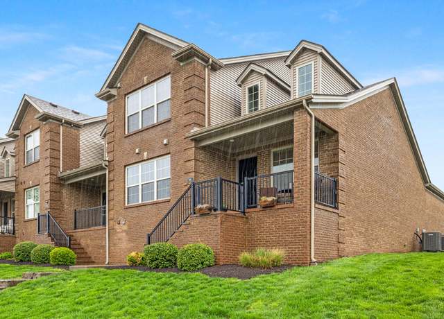 Property at 725 Newtown Springs Dr, Lexington, KY 40511, 3 beds, 2.5 baths