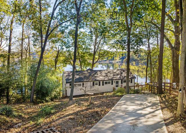 Property at 683 Hardin Heights Rd, Harrodsburg, KY 40330, 3 beds, 1 bath