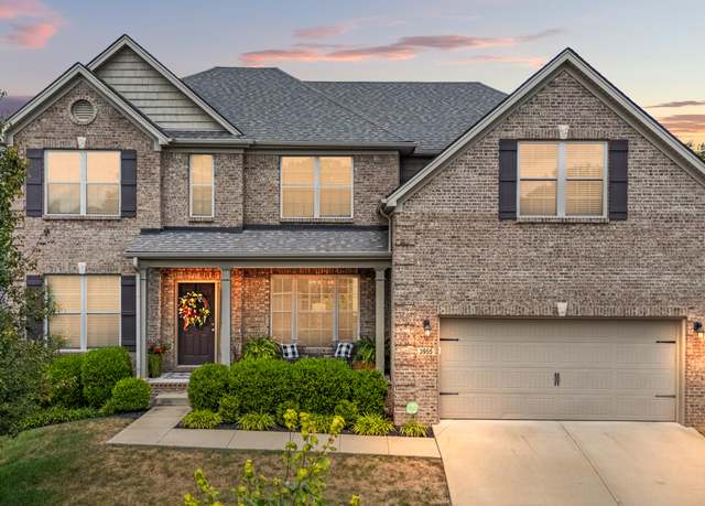 Property at 3955 Mooncoin Way, Lexington, KY 40515, 4 beds, 3 baths