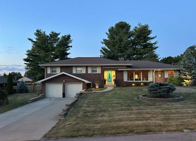 Property at 1809 Cantrill Cir, Lexington, KY 40505, 4 beds, 2 baths
