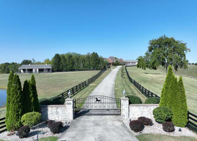 Property at 325 Bud James Ln, Harrodsburg, KY 40330, 4 beds, 4.5 baths