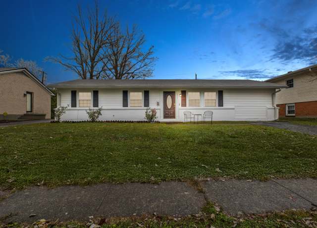 Property at 1711 Charleston Ct, Lexington, KY 40505, 4 beds, 1 bath