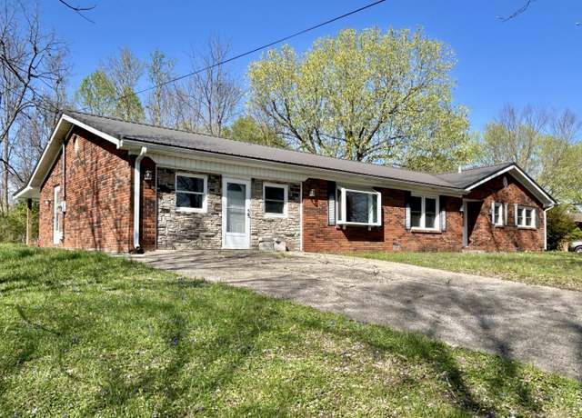 Property at 3918 Hickory Hill Dr, Somerset, KY 42503, 5 beds, 1.5 baths