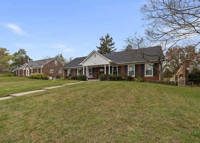 Property at 3428 Malabu Cir, Lexington, KY 40502, 5 beds, 3 baths