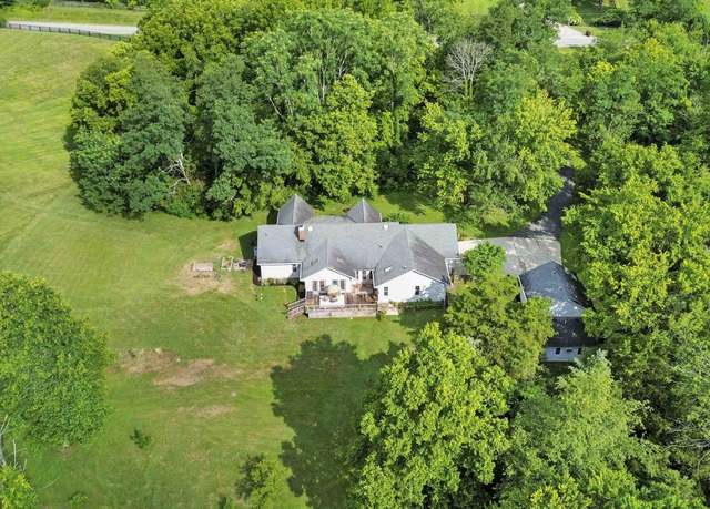 Property at 2479 Lancaster Rd, Richmond, KY 40475, 3 beds, 2.5 baths