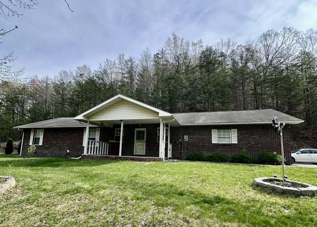 Property at 890 Whitaker St, Morehead, KY 40351, 3 beds, 2 baths
