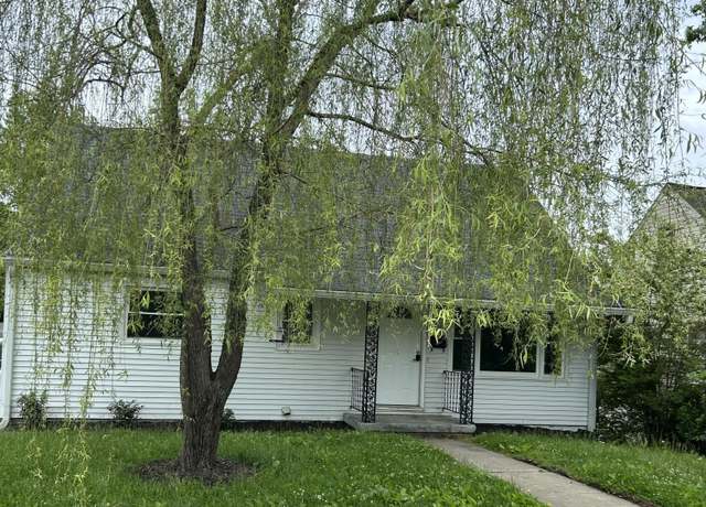 Property at 111 Valley View Dr, Frankfort, KY 40601, 3 beds, 2 baths