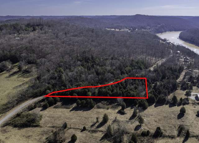 Property at 221 Cumberland Ridge Dr, Somerset, KY 42501