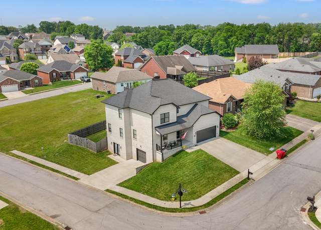 Property at 101 Live Oak Ln, Frankfort, KY 40601, 4 beds, 3.5 baths
