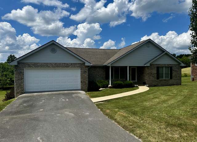 Property at 3046 Sunset Dr, Corbin, KY 40701, 3 beds, 2 baths