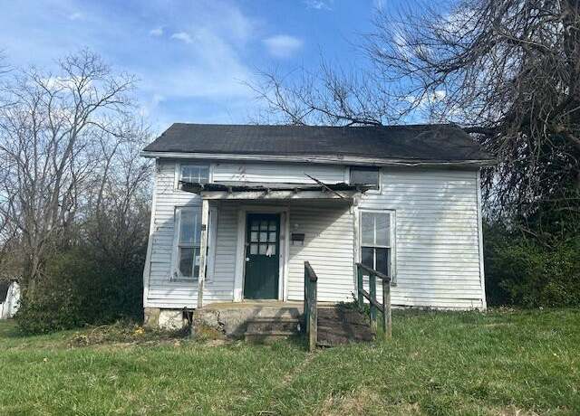 Property at 11 Spring St, Winchester, KY 40391, 2 beds, 1 bath