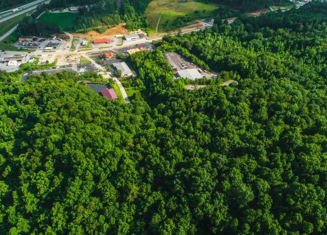 Property at 600 Summit Dr, Corbin, KY 40701
