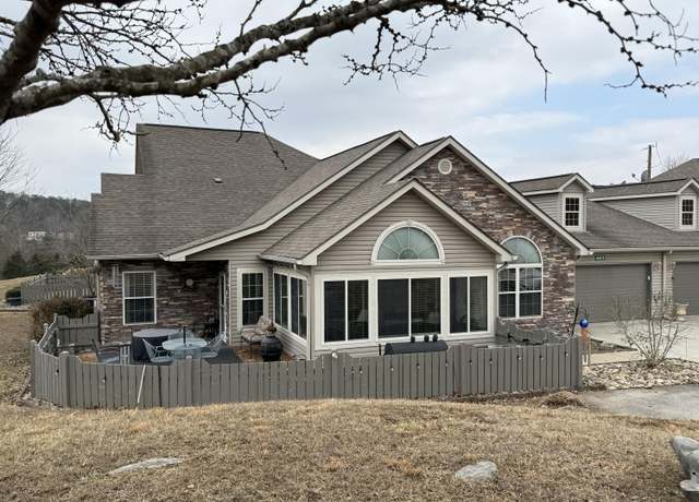 Property at 403 Chateau Place Pl, Bronston, KY 42518, 2 beds, 2 baths