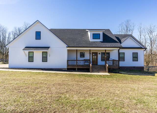 Property at 230 Woodridge Dr, Lancaster, KY 40444, 4 beds, 3 baths