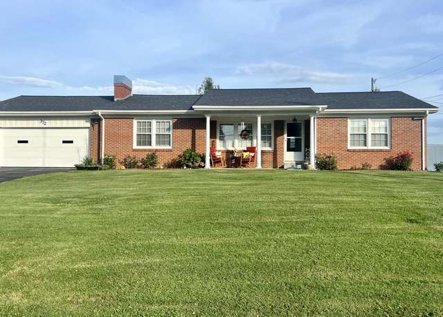 Property at 372 Southland Dr, London, KY 40744, 3 beds, 2 baths
