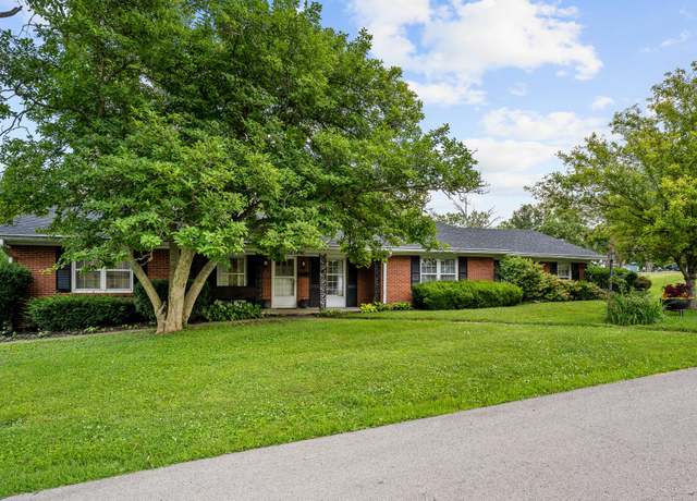 Property at 103 Hampton Ave, Winchester, KY 40391, 3 beds, 2.5 baths