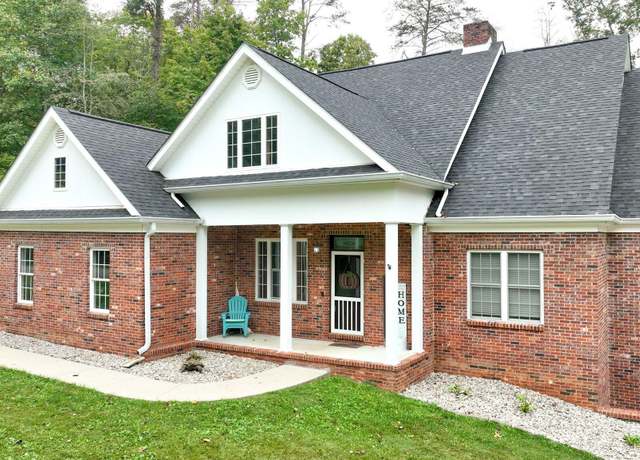 Property at 788 Knights Ln, Somerset, KY 42503, 4 beds, 3.5 baths