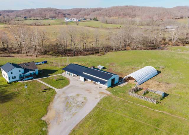 Property at 751 Old State Rd, Owingsville, KY 40360, 6 beds