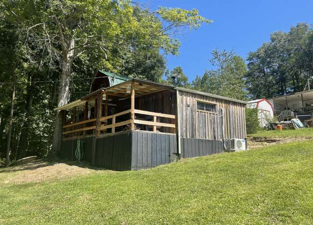 Property at 283 Hicks Rd, Nancy, KY 42544, 2 beds, 1 bath