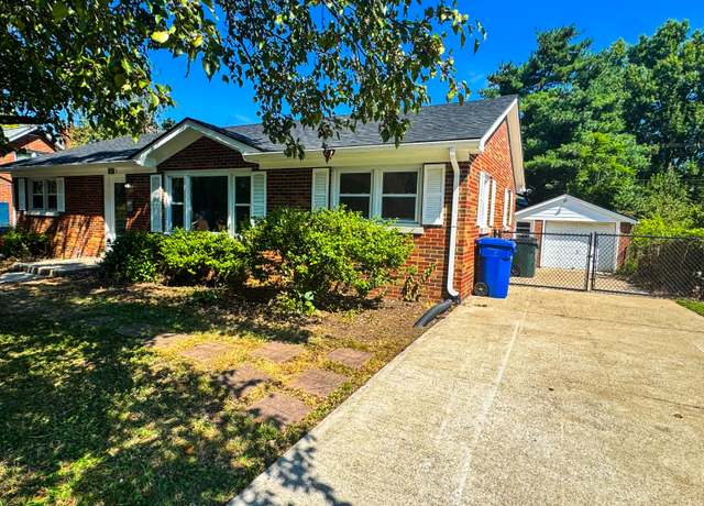 Property at 1913 Seven Pines Dr, Lexington, KY 40504, 3 beds, 1.5 baths