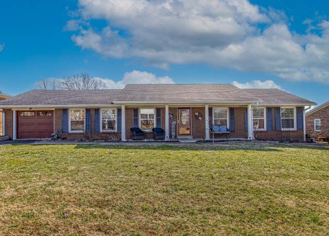 Property at 208 Maplewood Dr, Lancaster, KY 40444, 3 beds, 2 baths