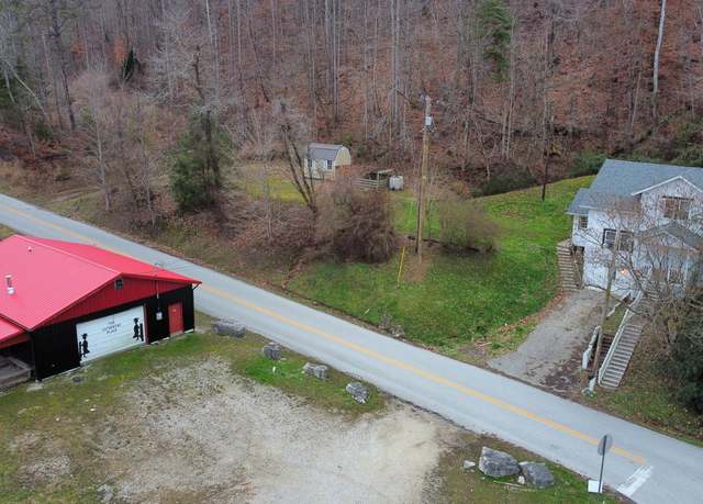 Property at 15 S Fork South Road Rd, Stanton, KY 40380, 6 beds, 2 baths