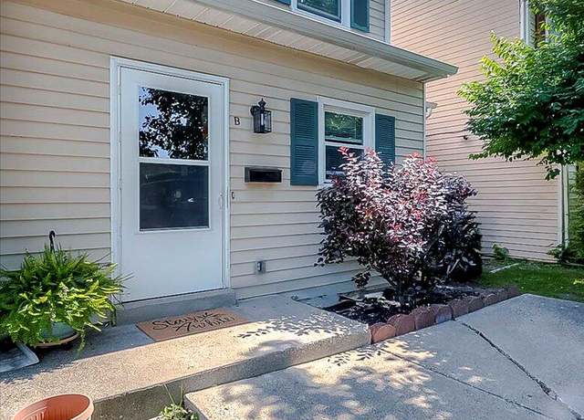 Property at 3471 Pimlico Pkwy Unit B, Lexington, KY 40517, 2 beds, 1.5 baths