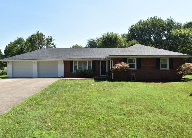Property at 401 Coventry Ct, Lexington, KY 40503, 3 beds, 2 baths