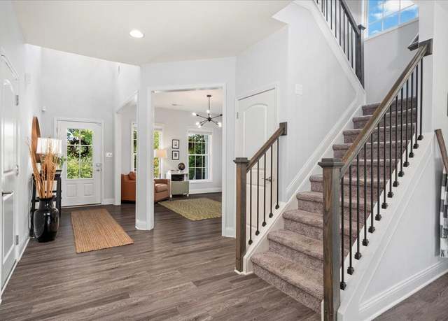 Property at 2156 Tracery Oaks Dr. Dr, Lexington, KY 40514, 5 beds, 4 baths
