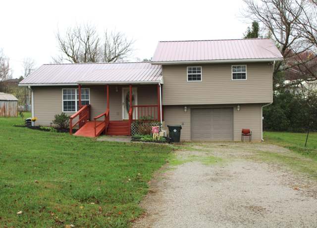 Property at 163 Foster Heights St, London, KY 40741, 3 beds, 2 baths