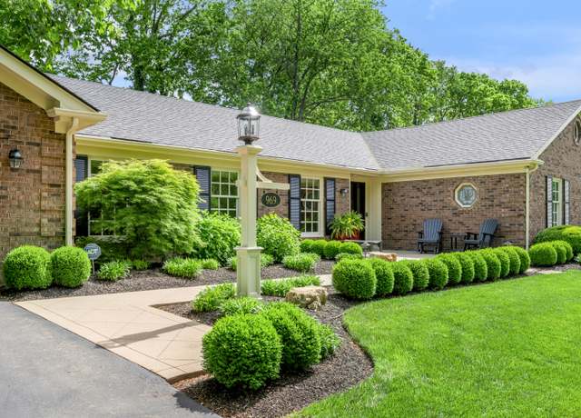 Property at 969 Turkey Foot Rd, Lexington, KY 40502, 4 beds, 2.5 baths