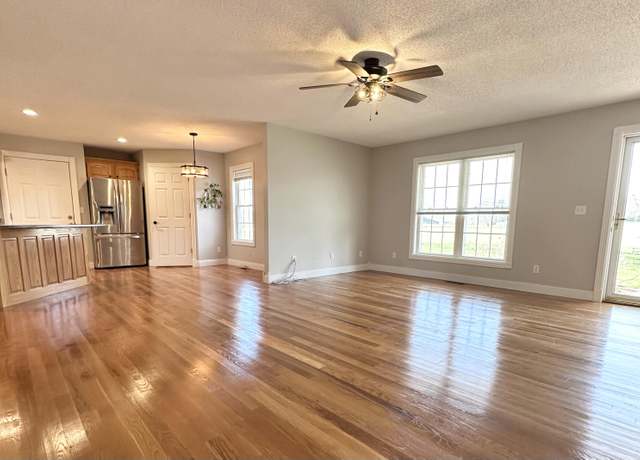Property at 94 Acorn Drive Dr, Corbin, KY 40701, 3 beds, 2 baths