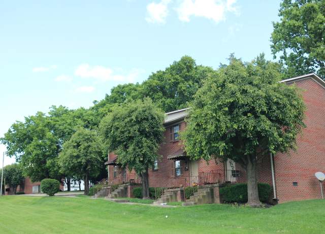 Property at 382 W Main St, Carlisle, KY 40311, 16 beds, 12 baths