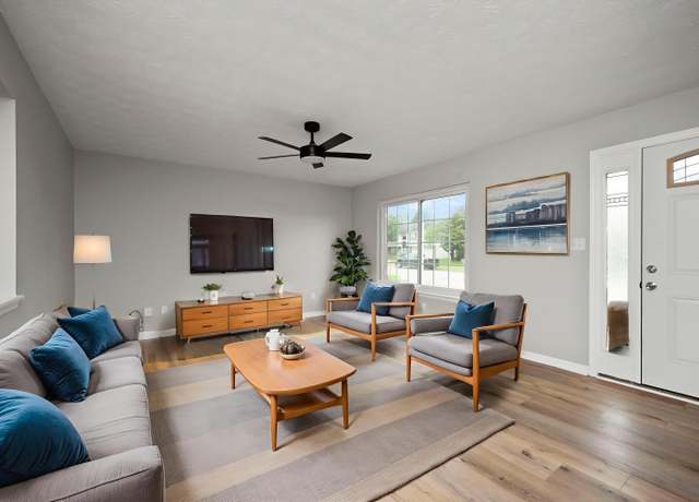 Property at 429 Southbrook Dr, Nicholasville, KY 40356, 3 beds, 2.5 baths