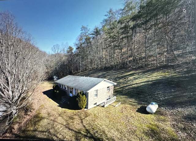 Property at 68 Star Gap Rd, Stanton, KY 40380, 3 beds, 1 bath