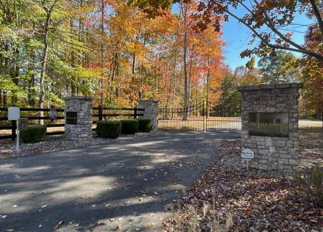 Property at 19 Five Points Dr, Russell Springs, KY 42642