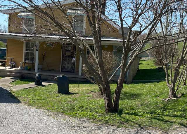 Property at 315 W Buford St, Lancaster, KY 40444, 4 beds, 1 bath
