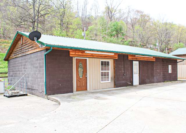 Property at 465 Gentry Jones Br, Green Road, KY 40946, 2 beds, 1 bath