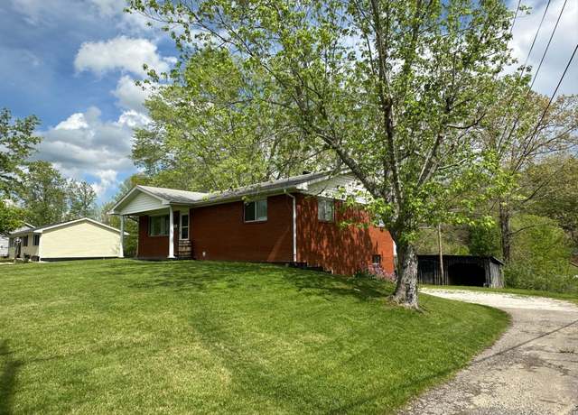 Property at 235 Maple Ln, Morehead, KY 40351, 3 beds, 2 baths