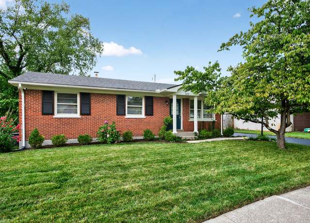 Property at 2072 Oleander Dr, Lexington, KY 40504, 3 beds, 2 baths