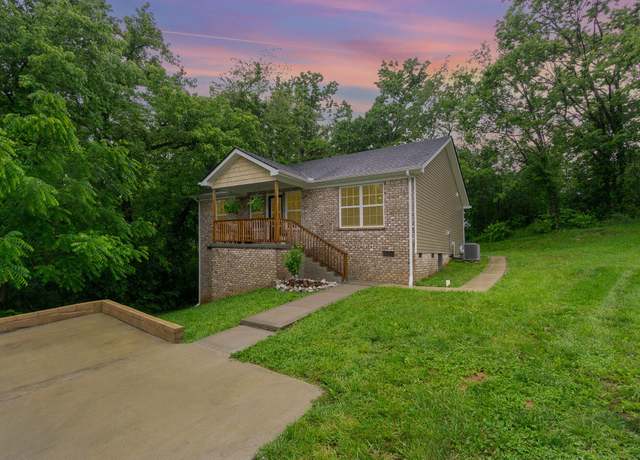 Property at 401 Douglas Ct, Richmond, KY 40475, 3 beds, 2 baths